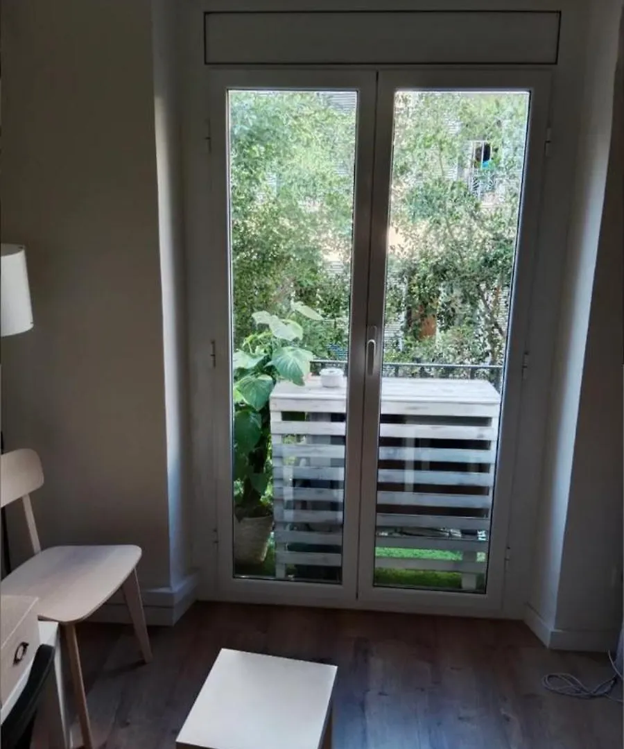 House Apartment Barcelona 0*,  Spain